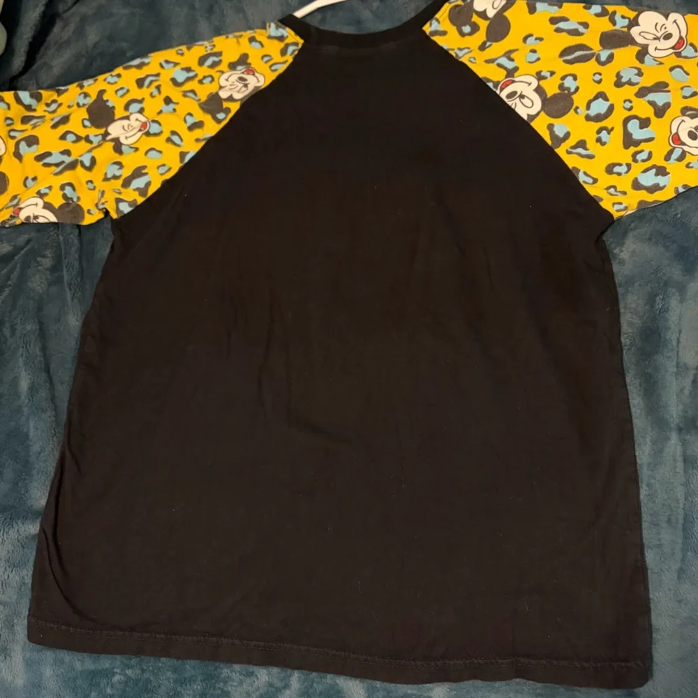 Black and Yellow Minnie Mouse Tee - Picture 2 of 2